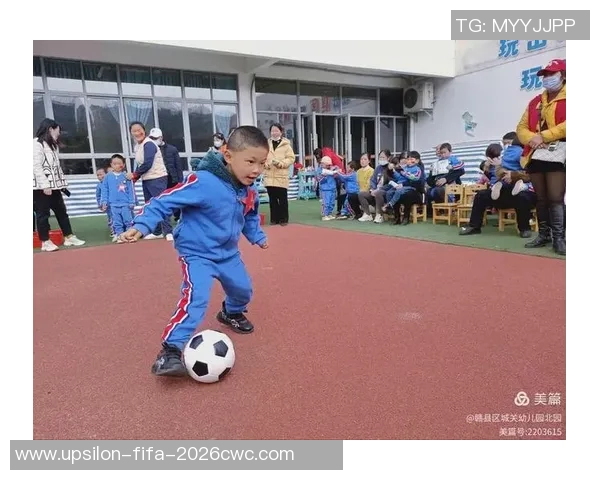 李老师购买六个足球的背后故事与学生们的快乐时光 李老师购买六个足球的背后故事与学生们的快乐时光