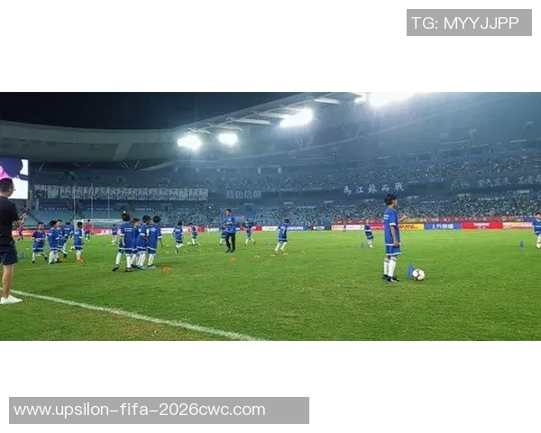 江南二小足球队奋勇拼搏展现青春风采助力校园体育文化发展 江南二小足球队奋勇拼搏展现青春风采助力校园体育文化发展